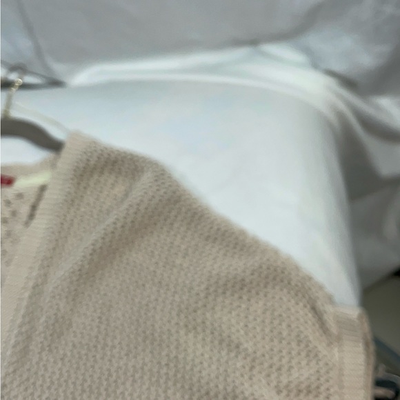 Ladies ELLE Shawl/shrug Sweater. Sz XL. Please see photos. - Picture 6 of 7